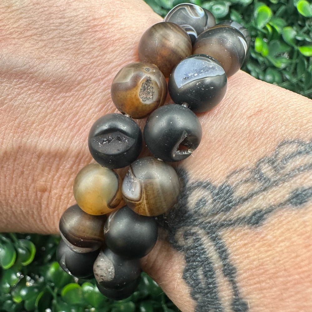 10mm Geode Druzy Black Agate Beaded Bracelet